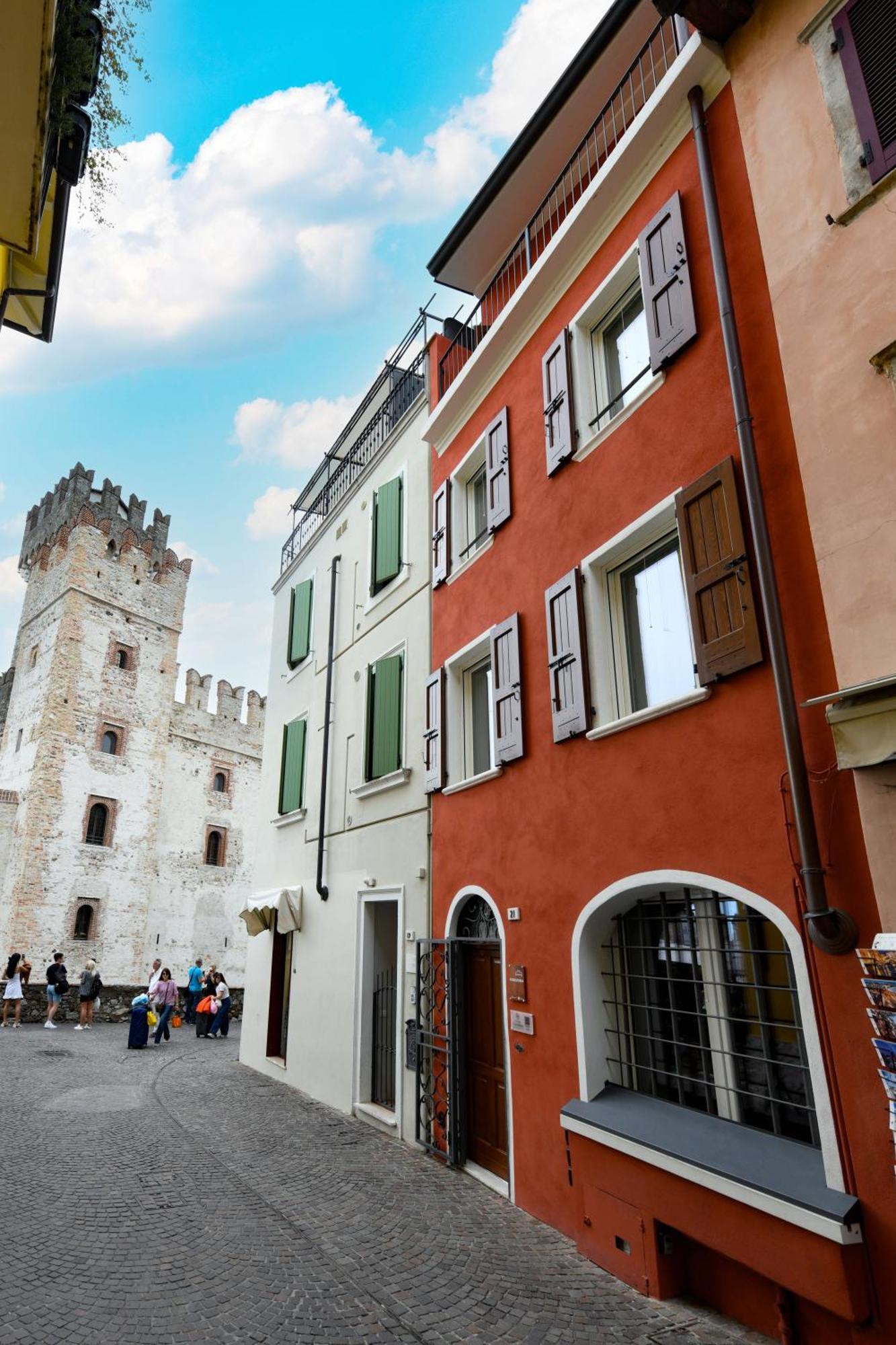 Locanda Carolina Mastino Scala Sirmione Exterior foto